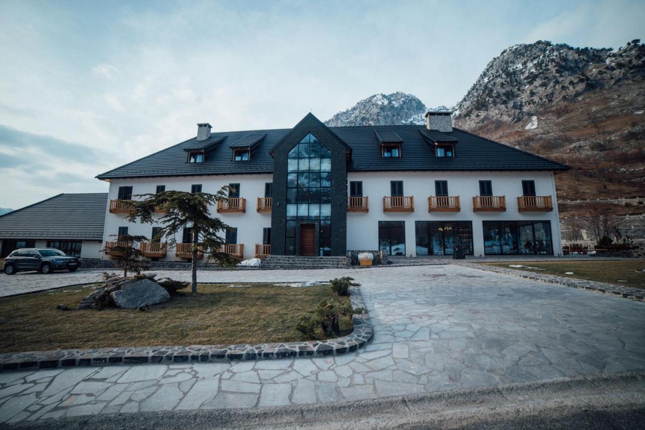 Hotel Kulla E Bajraktarit Boge Exteriér fotografie