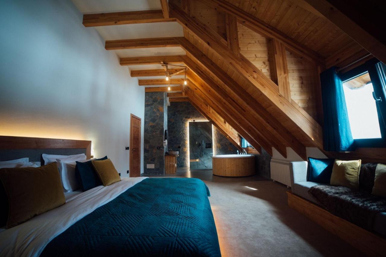 Hotel Kulla E Bajraktarit Boge Exteriér fotografie