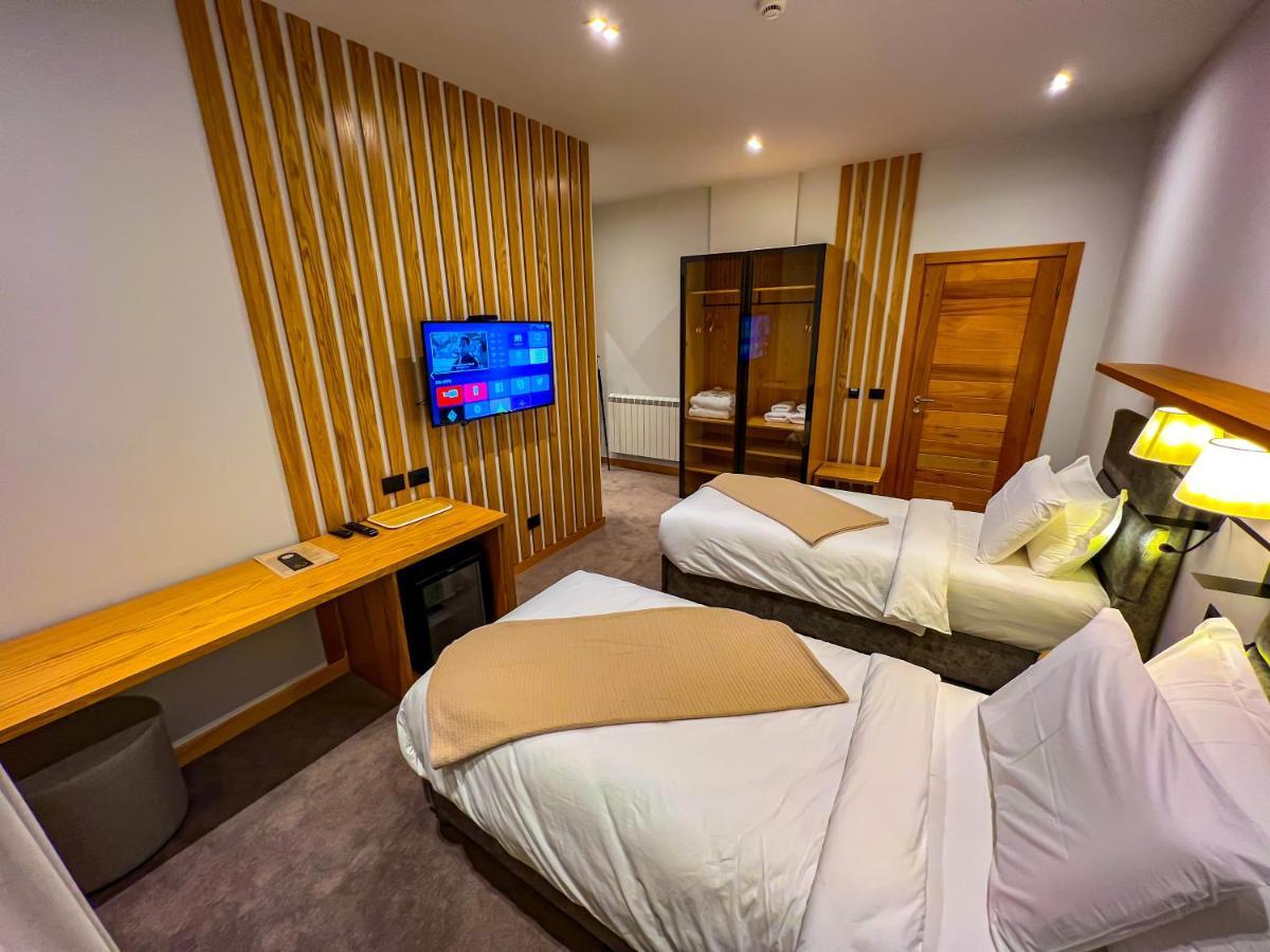 Hotel Kulla E Bajraktarit Boge Exteriér fotografie