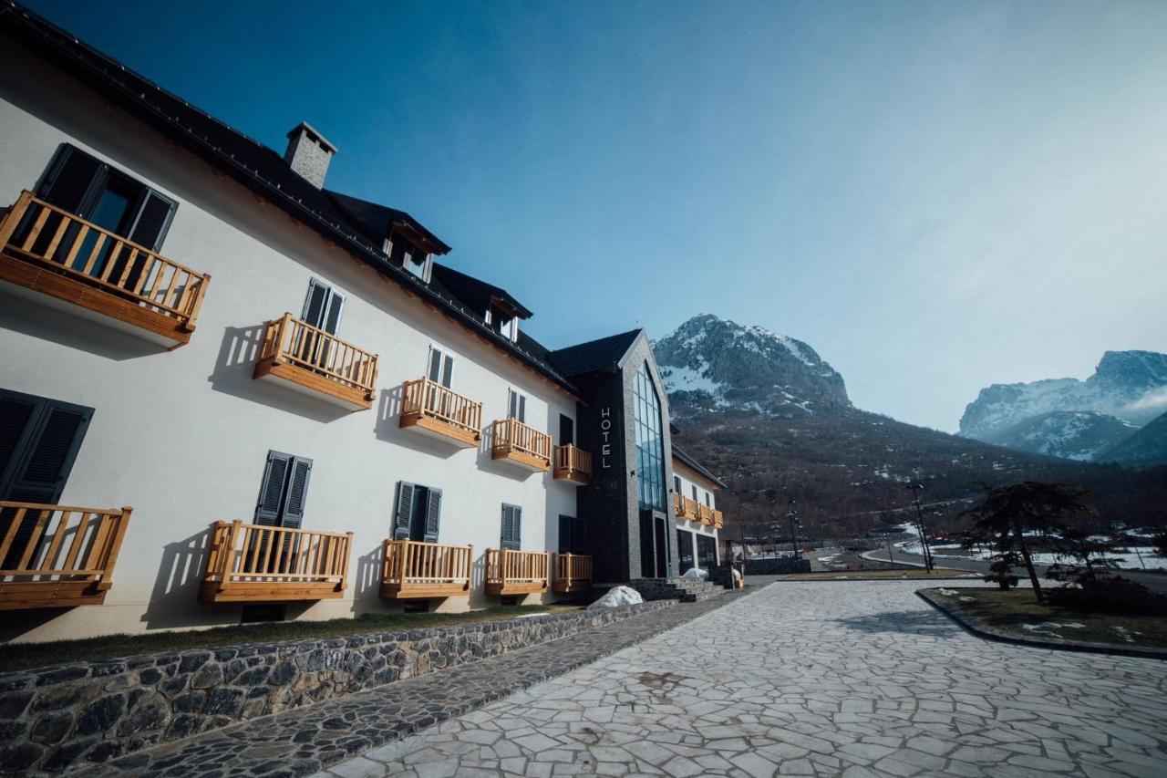 Hotel Kulla E Bajraktarit Boge Exteriér fotografie