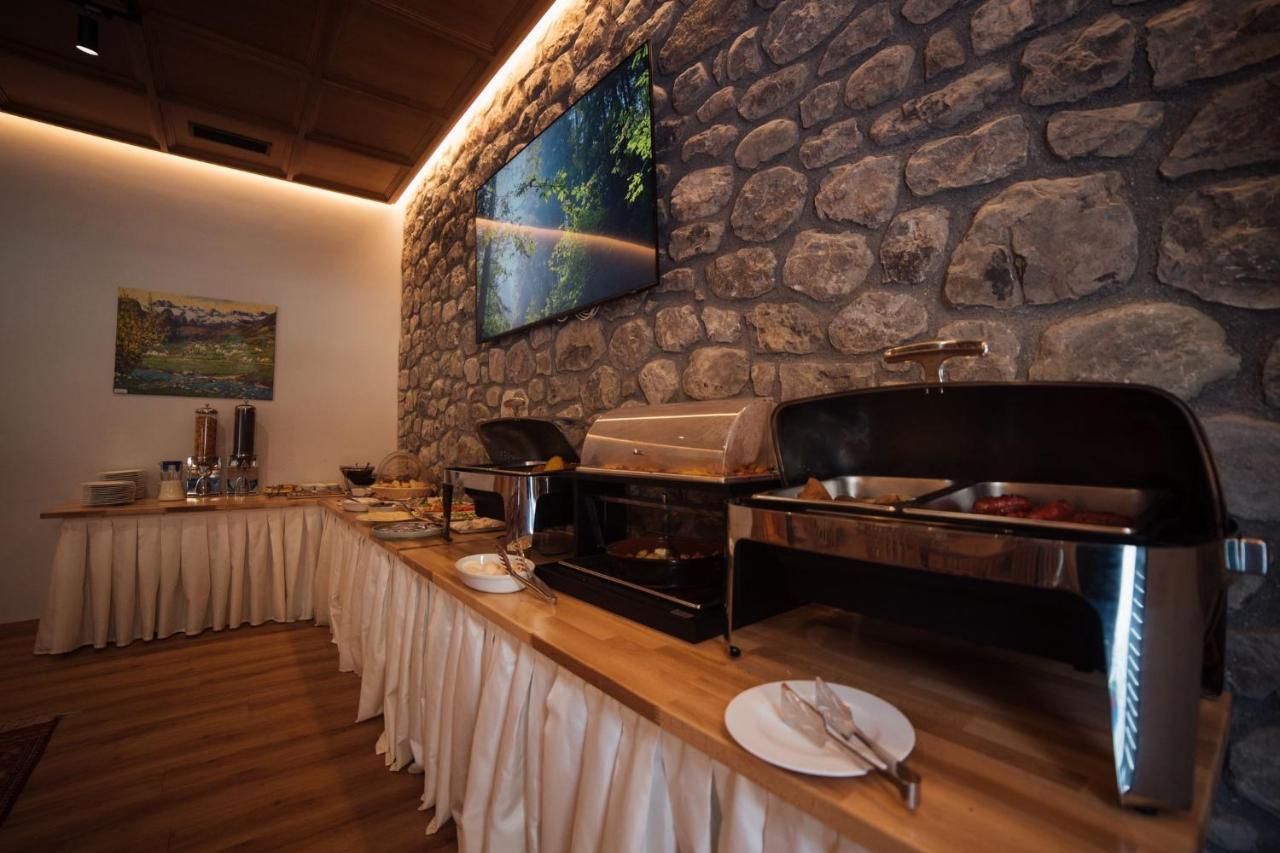 Hotel Kulla E Bajraktarit Boge Exteriér fotografie