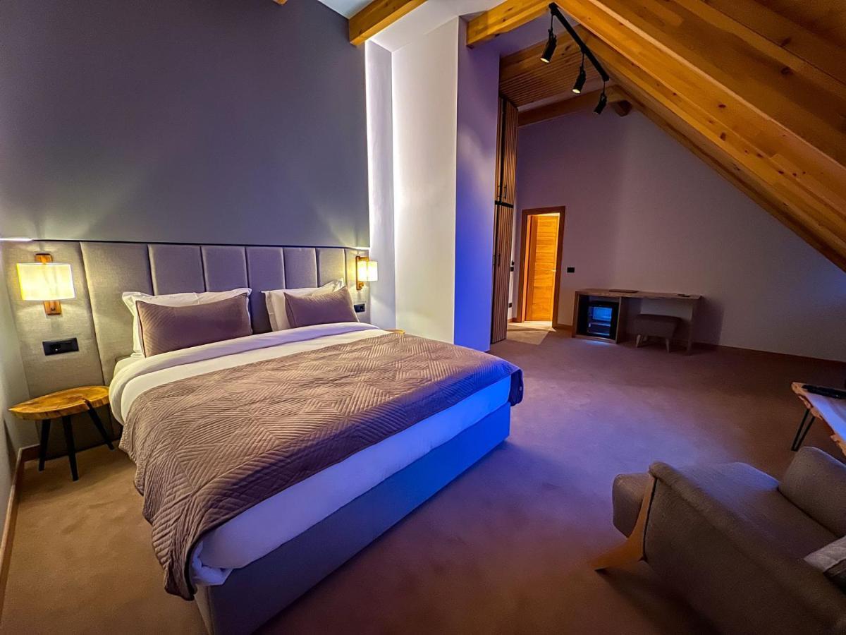 Hotel Kulla E Bajraktarit Boge Exteriér fotografie