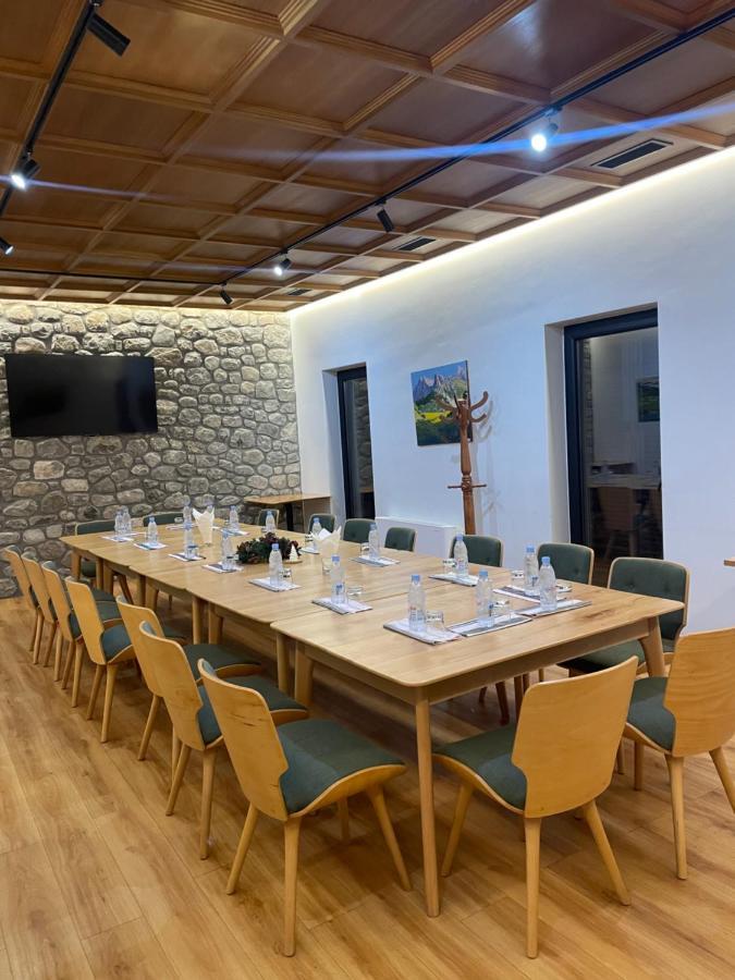 Hotel Kulla E Bajraktarit Boge Exteriér fotografie