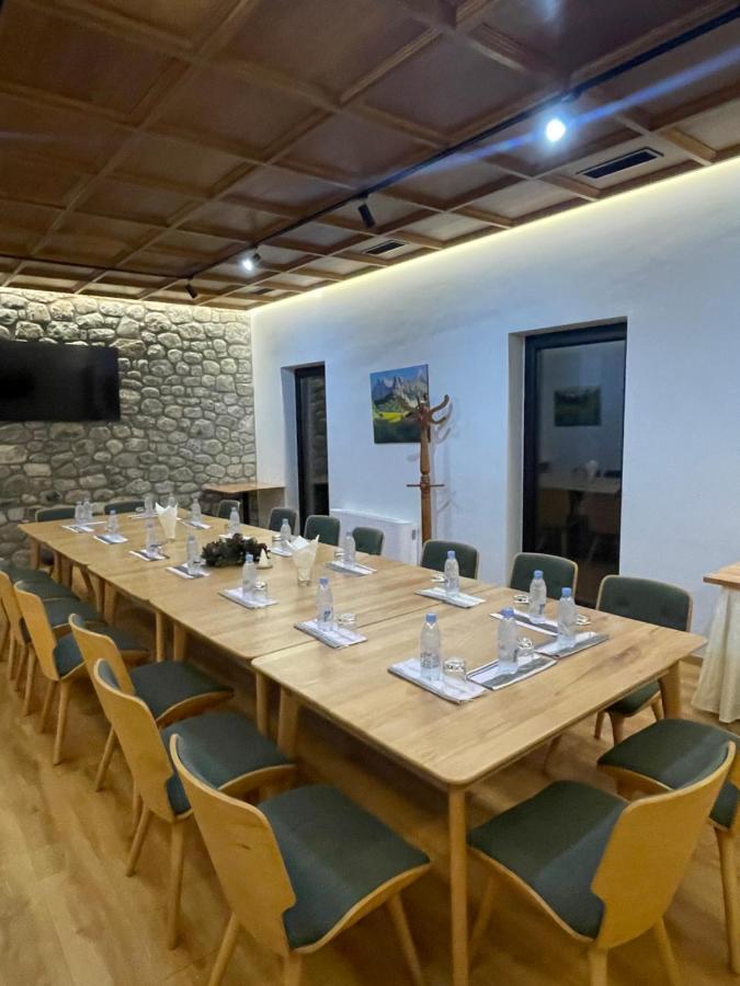 Hotel Kulla E Bajraktarit Boge Exteriér fotografie