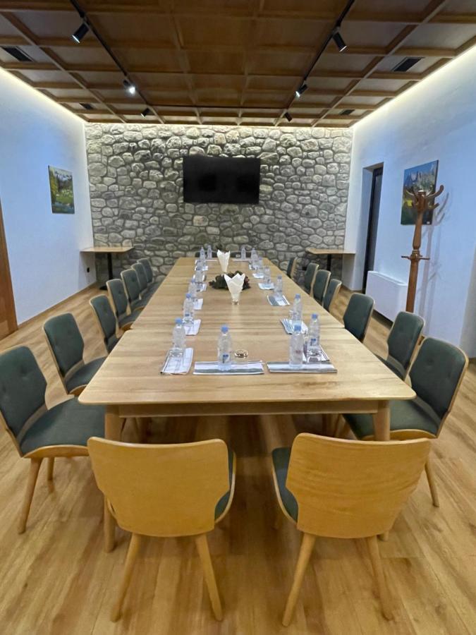 Hotel Kulla E Bajraktarit Boge Exteriér fotografie
