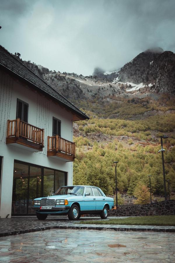 Hotel Kulla E Bajraktarit Boge Exteriér fotografie